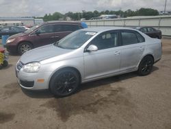 Salvage cars for sale at Pennsburg, PA auction: 2010 Volkswagen Jetta Limited