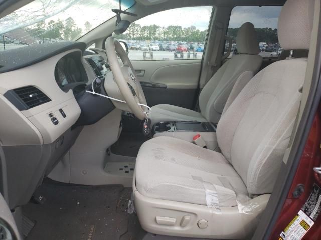 2011 Toyota Sienna LE