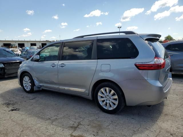 2015 Toyota Sienna XLE