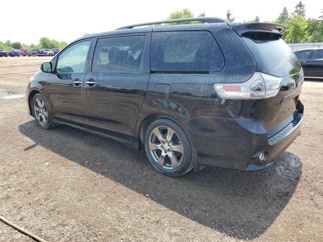 2017 Toyota Sienna SE