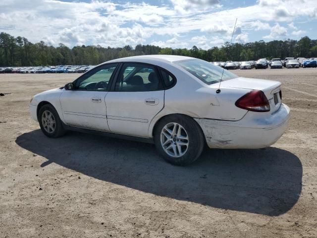 2005 Ford Taurus SE