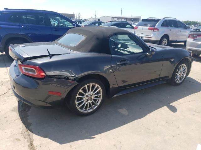 2017 Fiat 124 Spider Classica