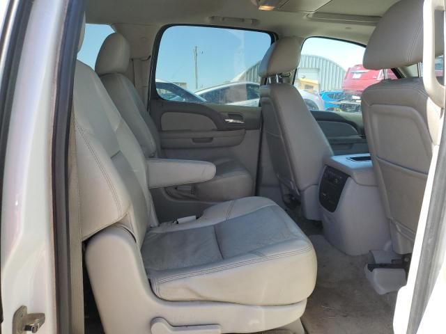 2011 GMC Yukon XL K1500 SLT