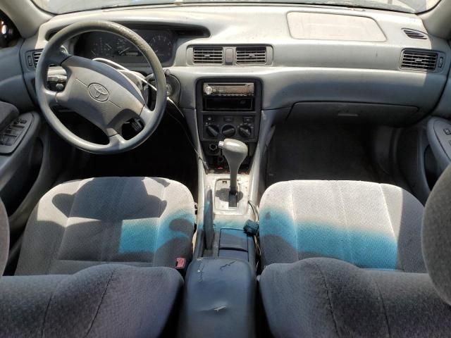 2000 Toyota Camry LE