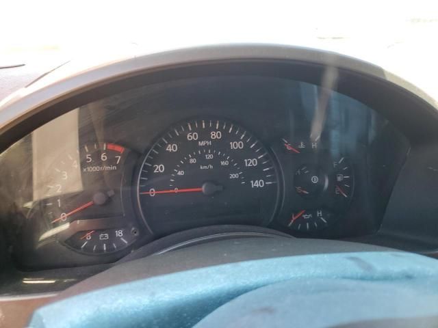 2004 Nissan Titan XE