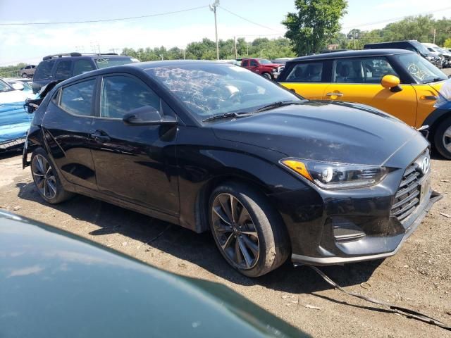 2021 Hyundai Veloster Base