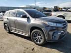 2017 Toyota Highlander SE