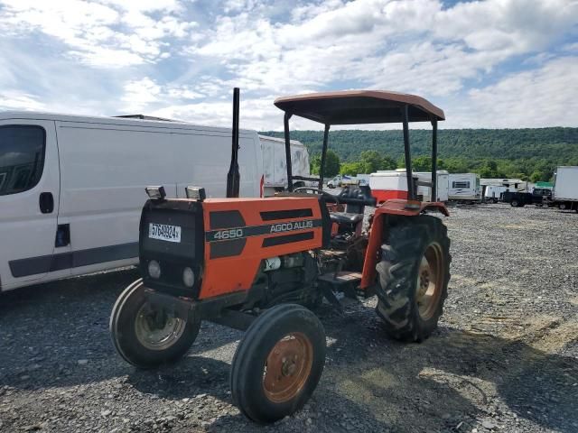 1995 Agco Tractor