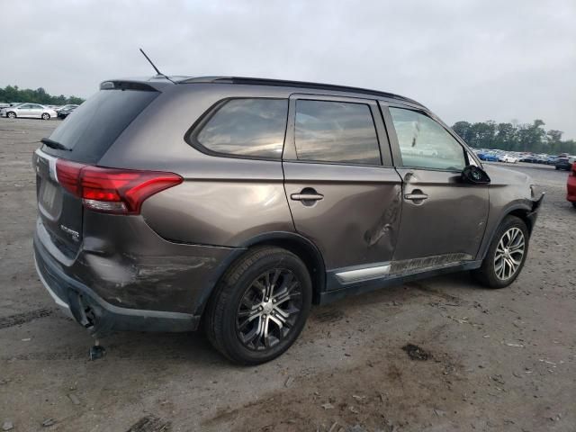 2016 Mitsubishi Outlander SE