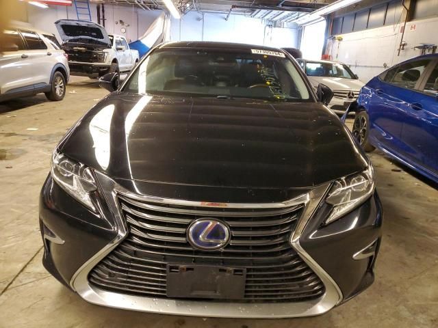 2017 Lexus ES 300H