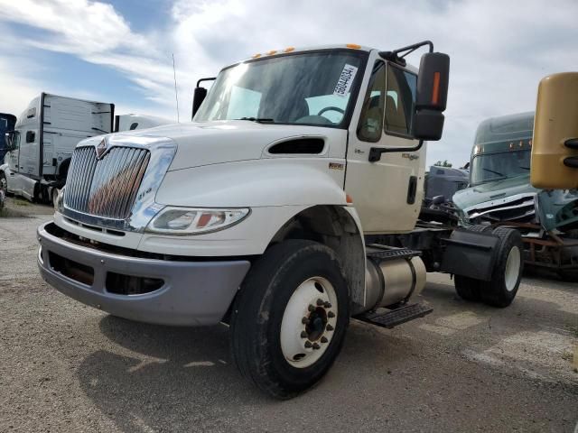 2014 International 4000 4400