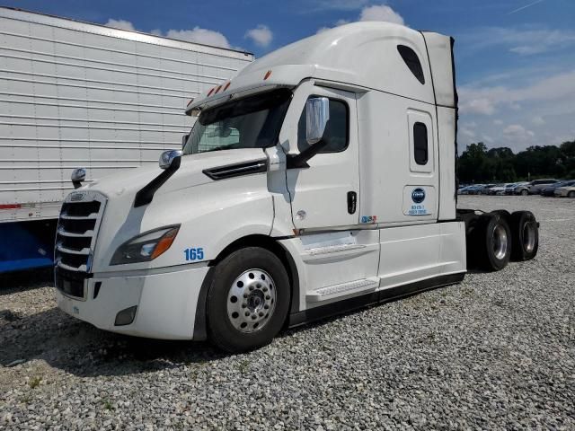 2023 Freightliner Cascadia 126