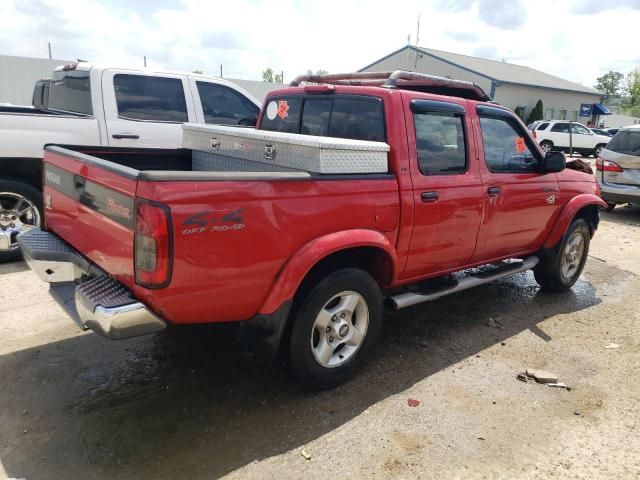 2000 Nissan Frontier Crew Cab XE