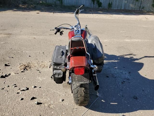 2009 Harley-Davidson Fxstc