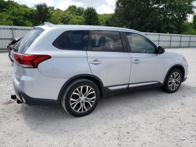 2017 Mitsubishi Outlander ES