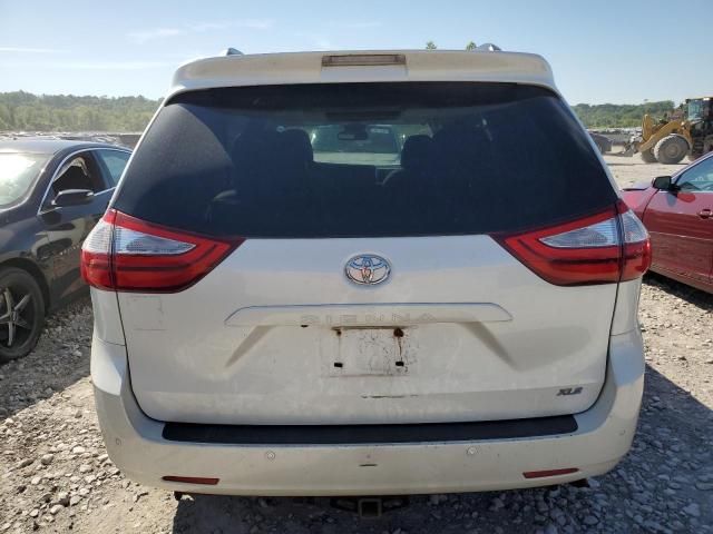 2015 Toyota Sienna XLE