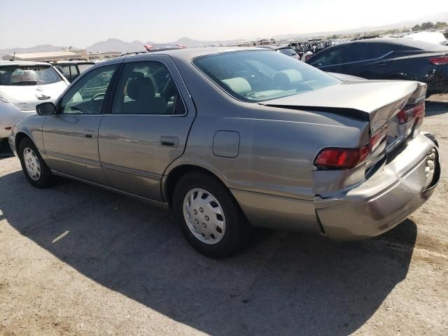 1999 Toyota Camry LE