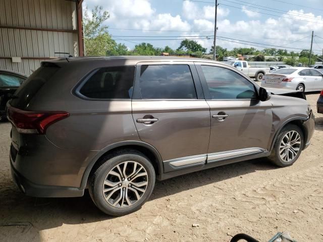 2016 Mitsubishi Outlander SE