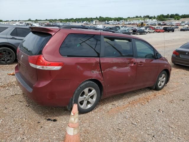 2012 Toyota Sienna LE