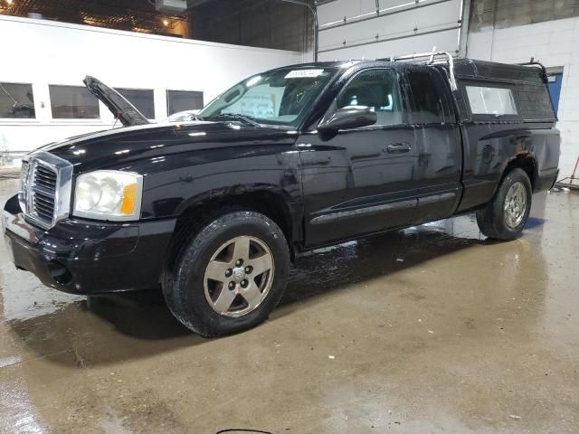 2005 Dodge Dakota SLT