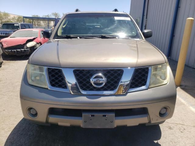 2006 Nissan Pathfinder LE