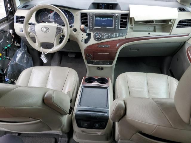 2011 Toyota Sienna XLE