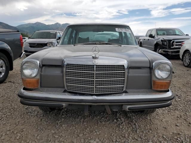 1970 Mercedes-Benz 260-Class