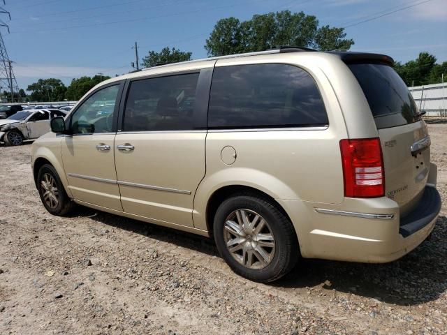 2010 Chrysler Town & Country Limited