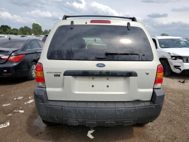 2005 Ford Escape XLT