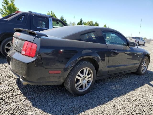 2005 Ford Mustang GT