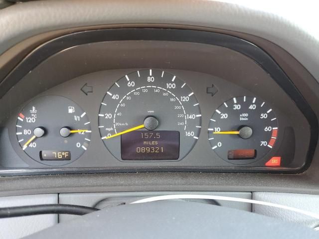 2000 Mercedes-Benz E 320