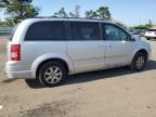 2010 Chrysler Town & Country Touring