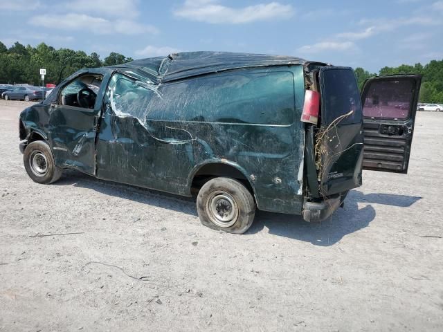 2002 Chevrolet Express G2500