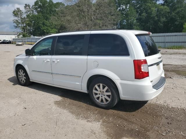 2016 Chrysler Town & Country Touring