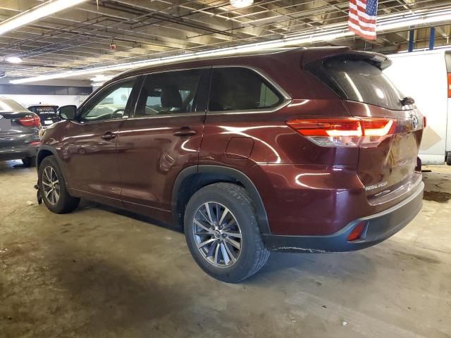 2018 Toyota Highlander SE