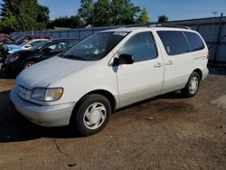 Toyota Sienna le salvage cars for sale: 2000 Toyota Sienna LE