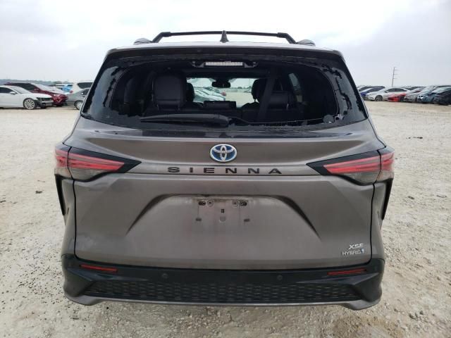 2022 Toyota Sienna XSE