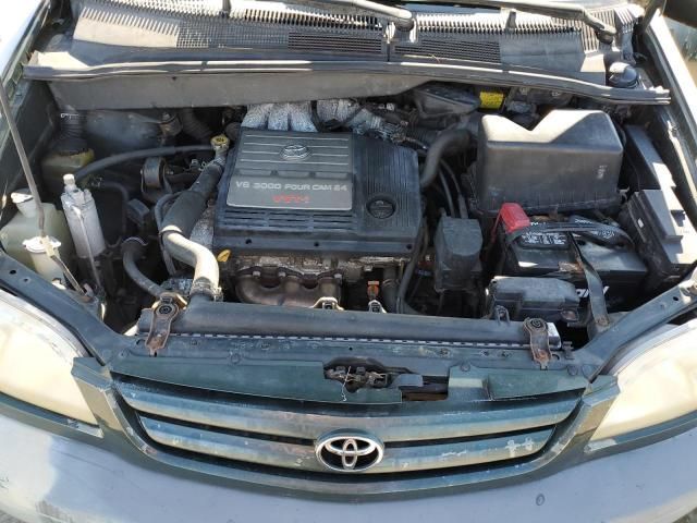 2002 Toyota Sienna LE