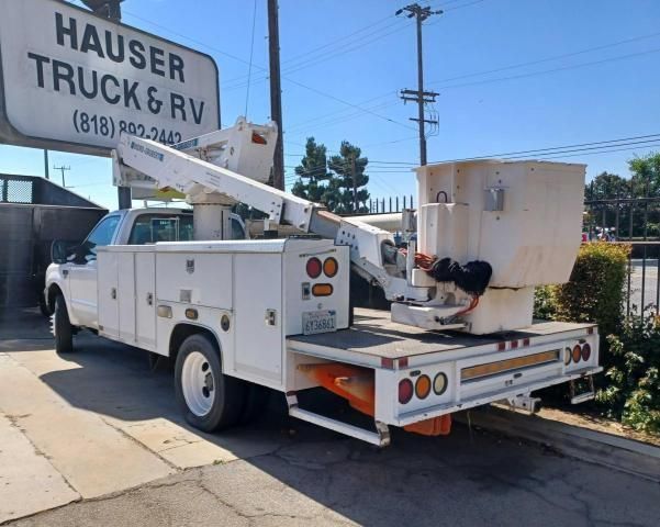 2002 Ford F550 Super Duty