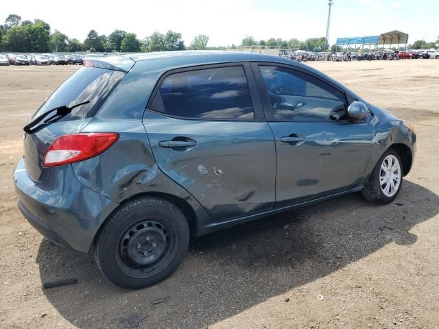 2014 Mazda 2 Sport