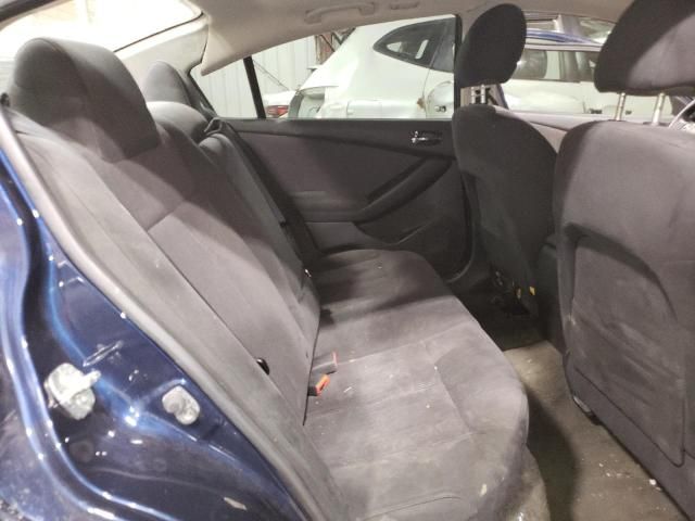 2011 Nissan Altima Base