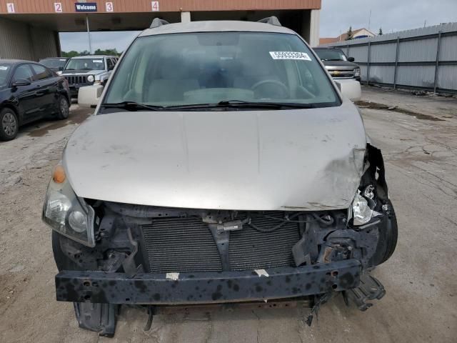 2005 Nissan Quest S