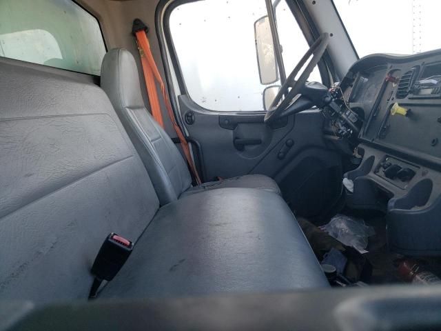 2006 Freightliner M2 106 Medium Duty