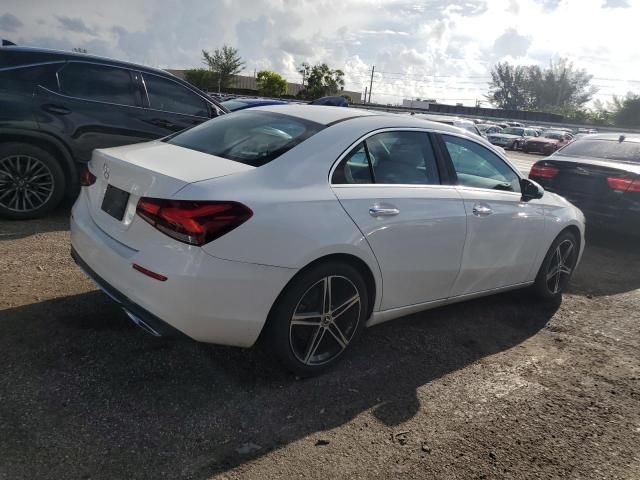 2019 Mercedes-Benz A 220