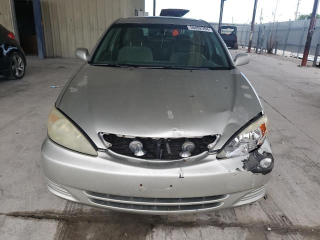 2004 Toyota Camry LE