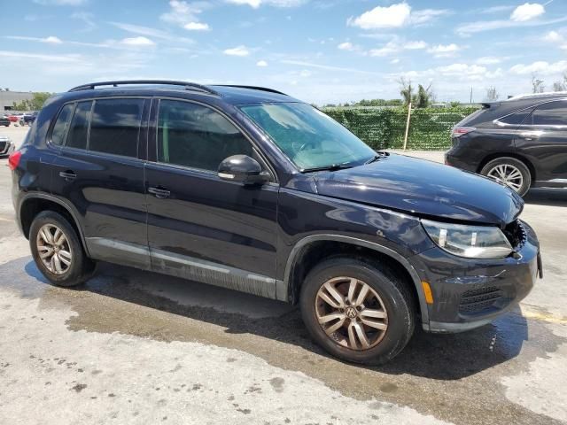 2015 Volkswagen Tiguan S