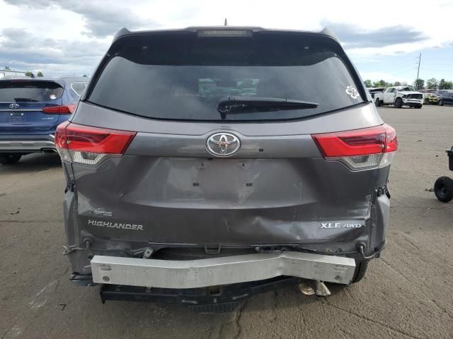 2018 Toyota Highlander SE