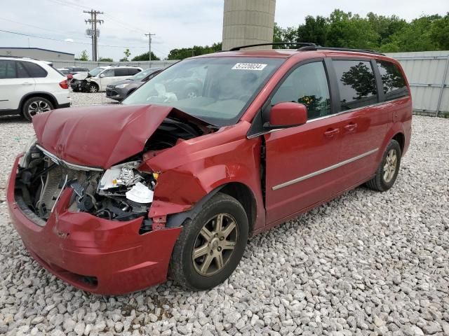 2010 Chrysler Town & Country Touring