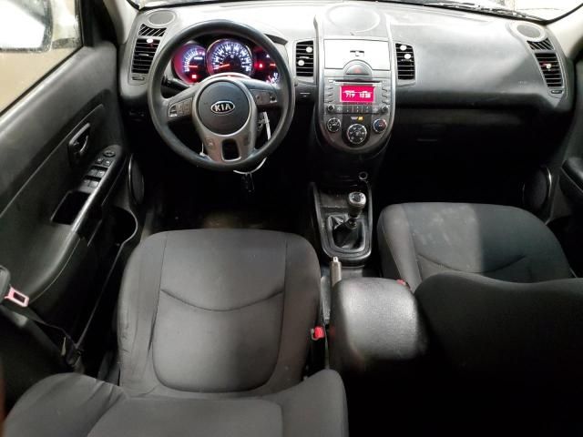 2011 KIA Soul +