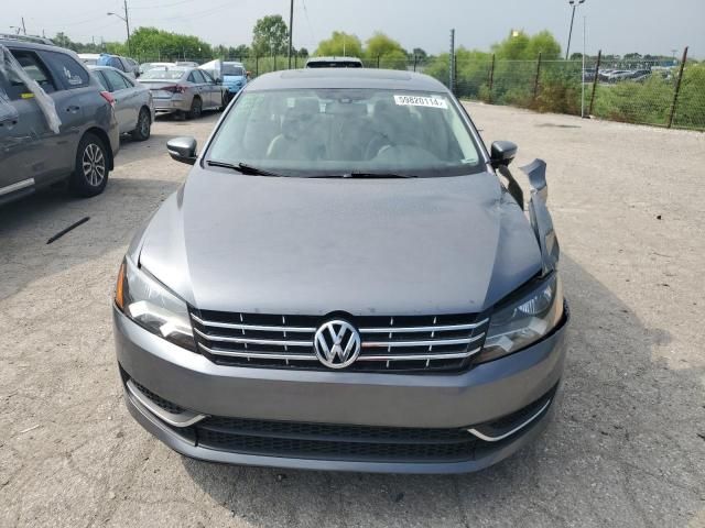 2013 Volkswagen Passat SE